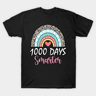 1000 Days Smarter Happy 1000Th Day Of School Rainbow Leopard T-Shirt